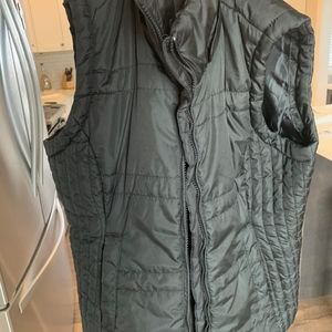 Black puffer vest